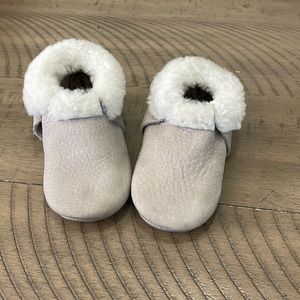Grey fur lined Freshly Picked moccs